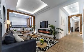 Exclusive Luxury Apartment In Central Madrid